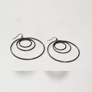 Vtg. Round Layered Hoops Earrings